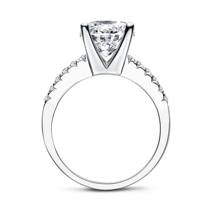 Luxury Cushion Cut Moissanite Diamond Ring