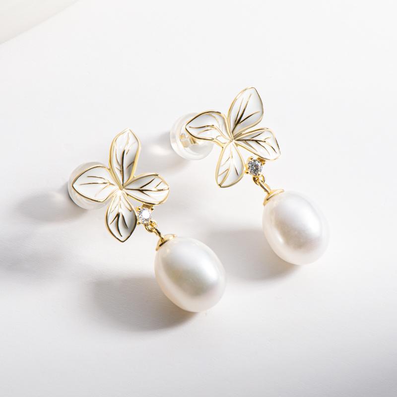 Flower Natural Freshwater Pearl Drop Earrings