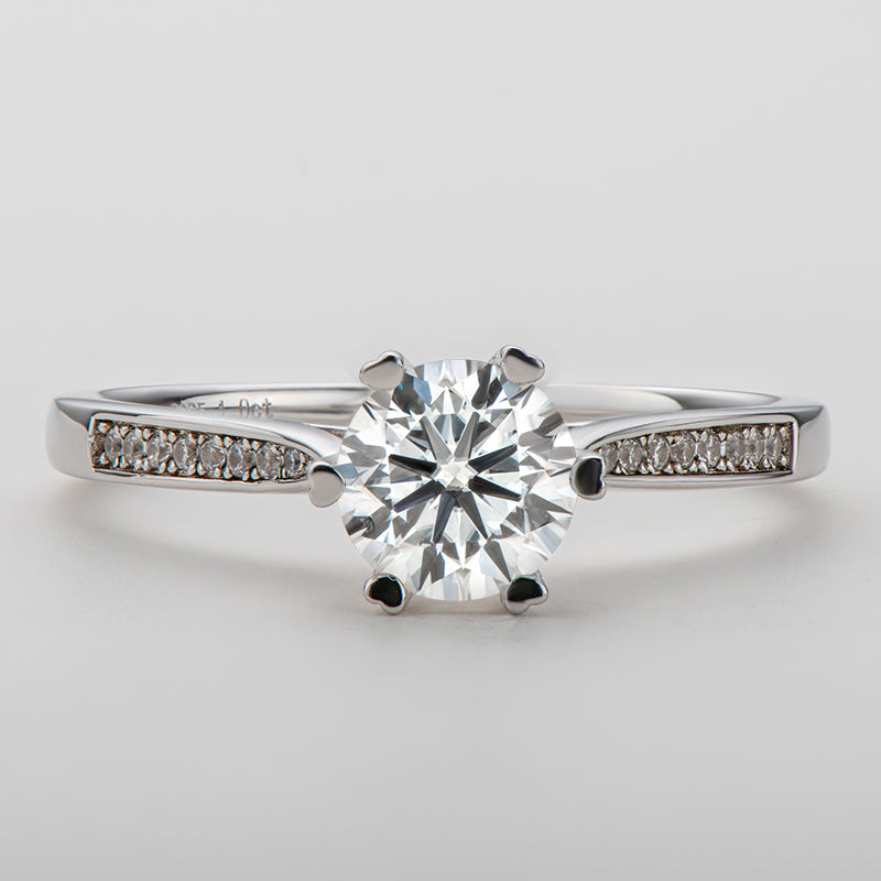 Classic Round Cut Moissanite Diamond Luck Solitaire Rings