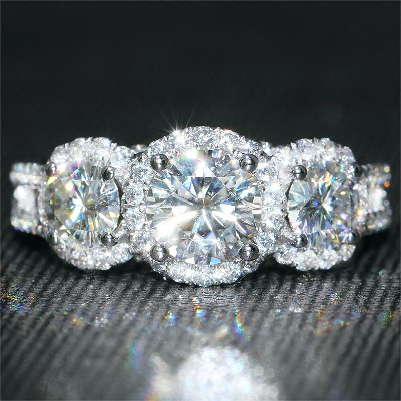14K/18K Gold Moissanite Diamond Round Cut Three Stone Ring for women