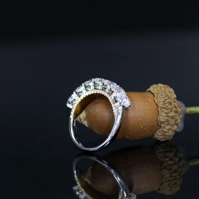 14K/18K Gold Oval Cut Moissanite Diamond 7-Stone Ring for women