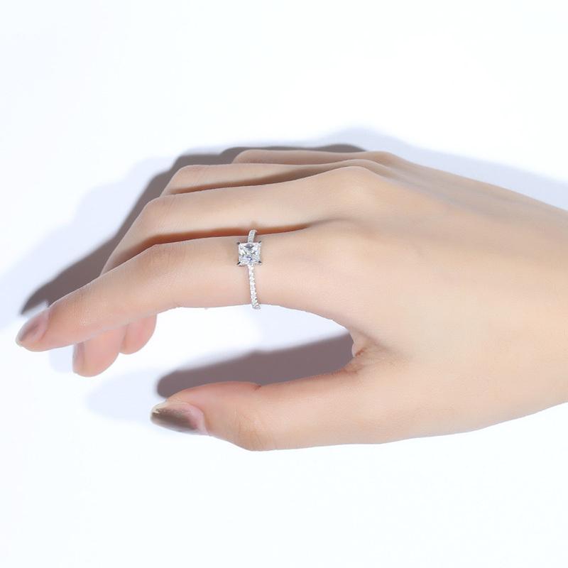 14K/18K Gold Princess Cut Moissanite Diamond Classic Ring