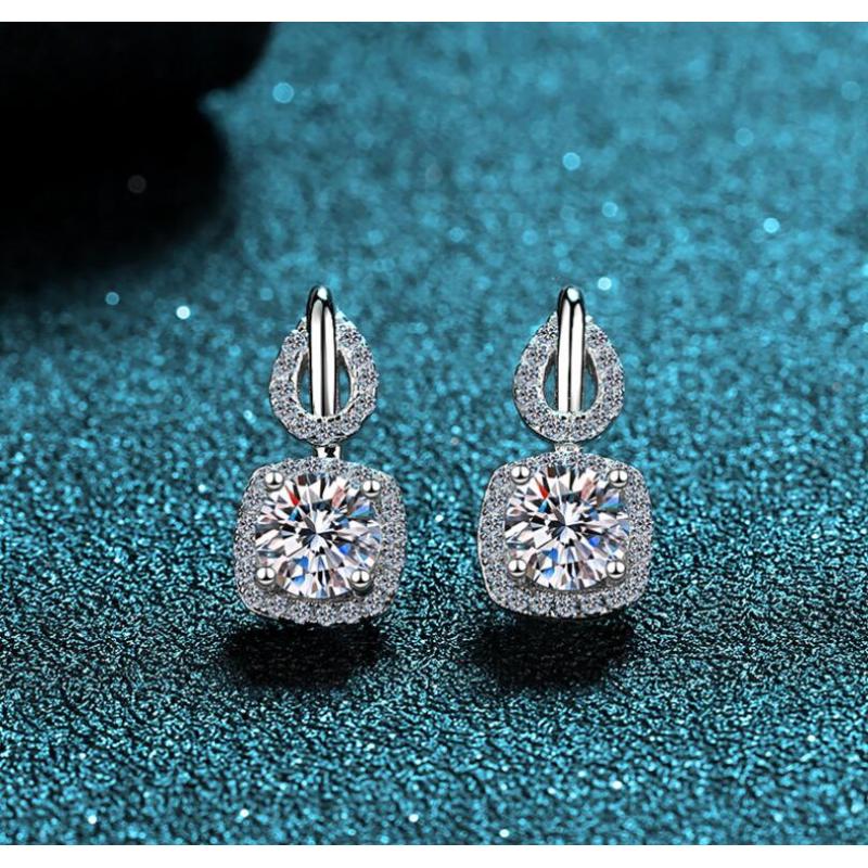 Round Cut Moissanite Diamond Classic Earrings