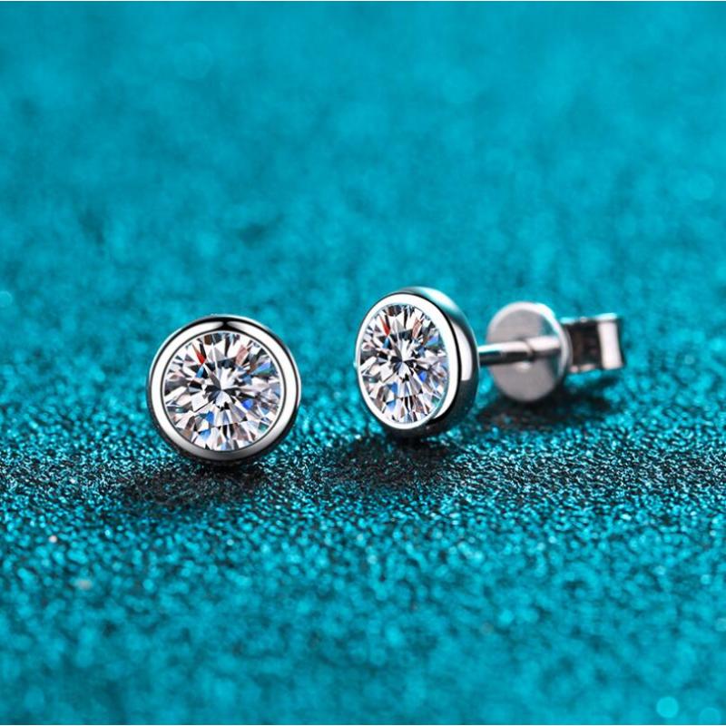 Bezel Setting Round Cut Moissanite Diamond Stud Earrings