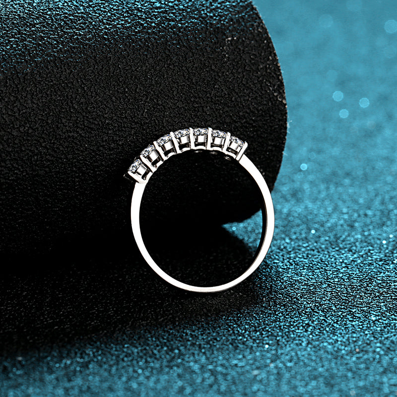 Round Cut Moissanite Diamond Fashion 7-Stone Ring