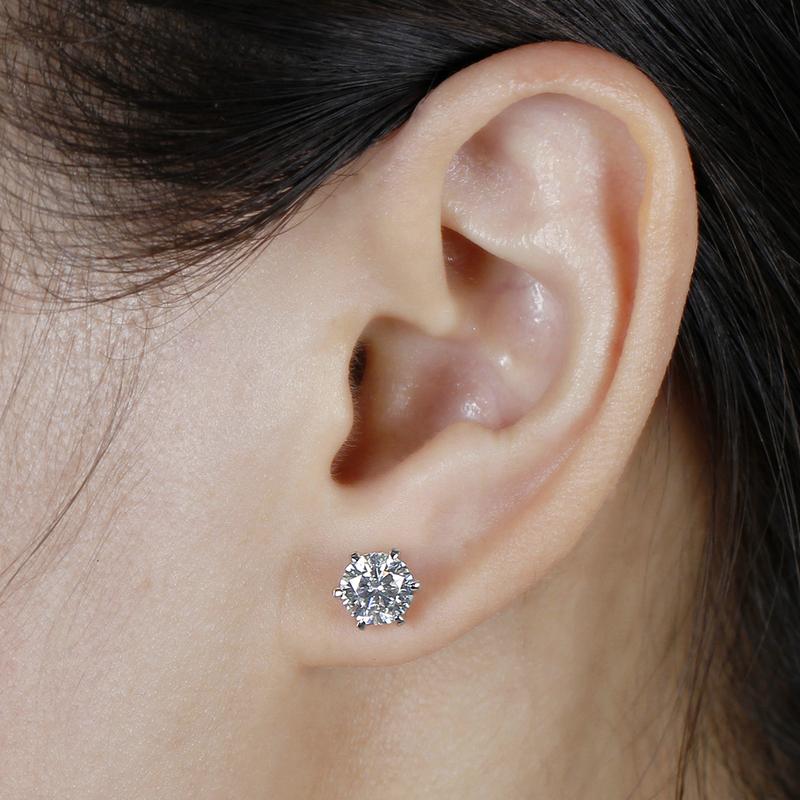 14K/18K Gold 6.5mm Round Cut Moissanite Diamond Stud Earrings