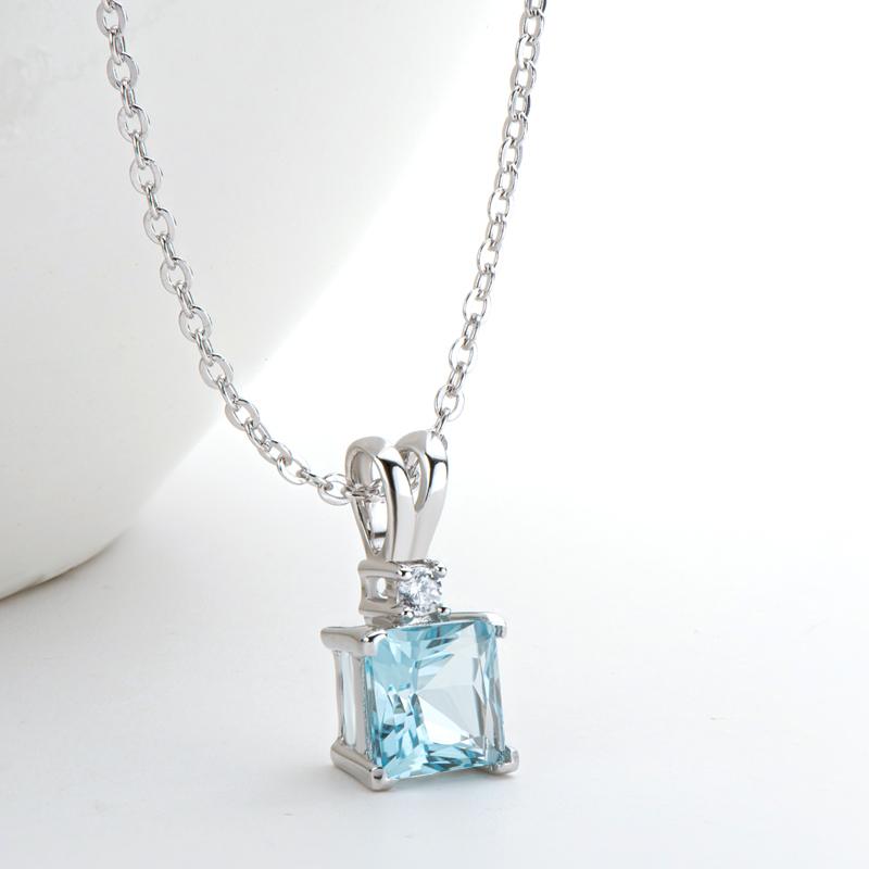 6x6mm Princess Cut 1.5ct Natural Blue Topaz Gemstone Pendant Necklace