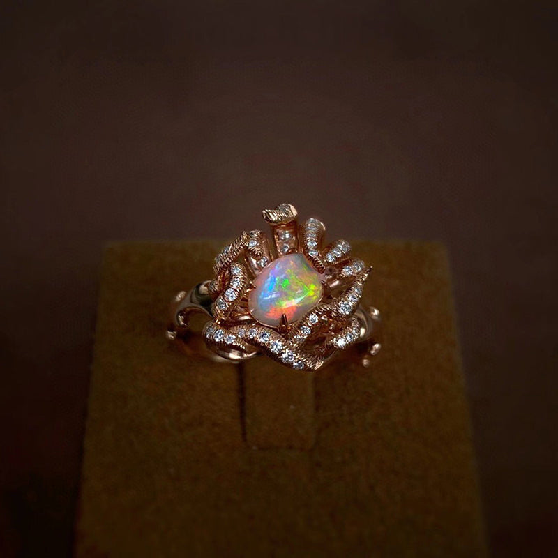 18K Gold Oval Cut 0.80ct Natural Opal Luxury Ring