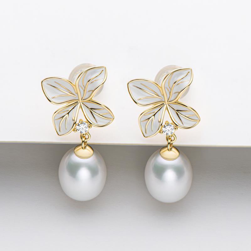 Flower Natural Freshwater Pearl Drop Earrings