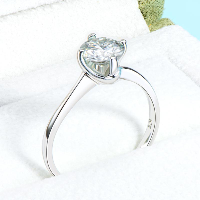 Round Cut Lightly Blue Moissanite Diamond Ring