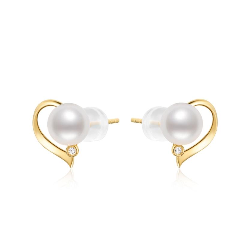 18K Heart Shaped Natural Freshwater White Pearl Stud Earrings With Diamond