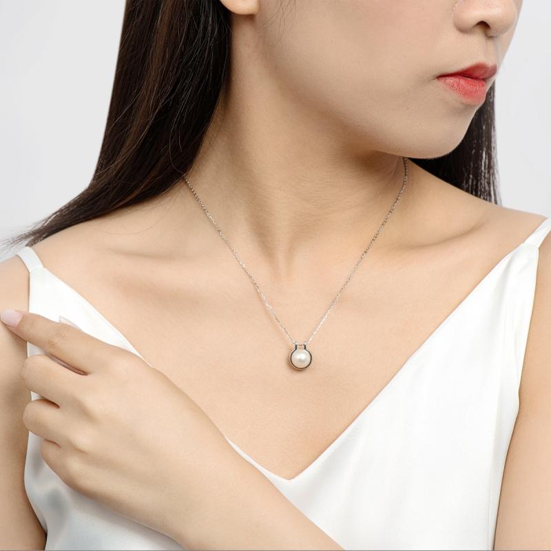 Classic Sterling Silver Freshwater White 9mm Pearl Pendant Necklace for Women