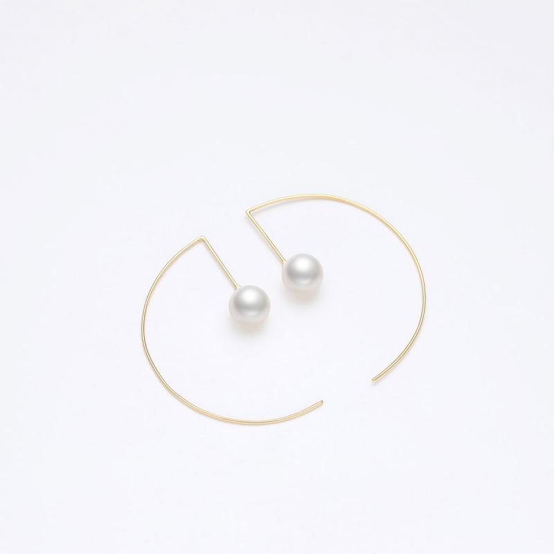 18K Natural Freshwater White Pearl C-Hoop Earrings