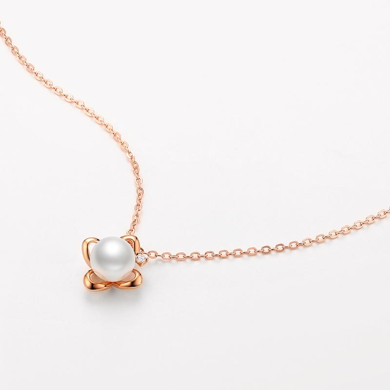18K Rose Gold Diamond Freshwater Pearl Pendant Necklace with 18K Gold Chain