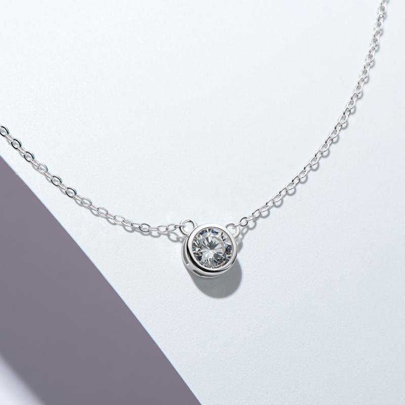 Mouse Solitaire Round Moissanite Pendant Necklace