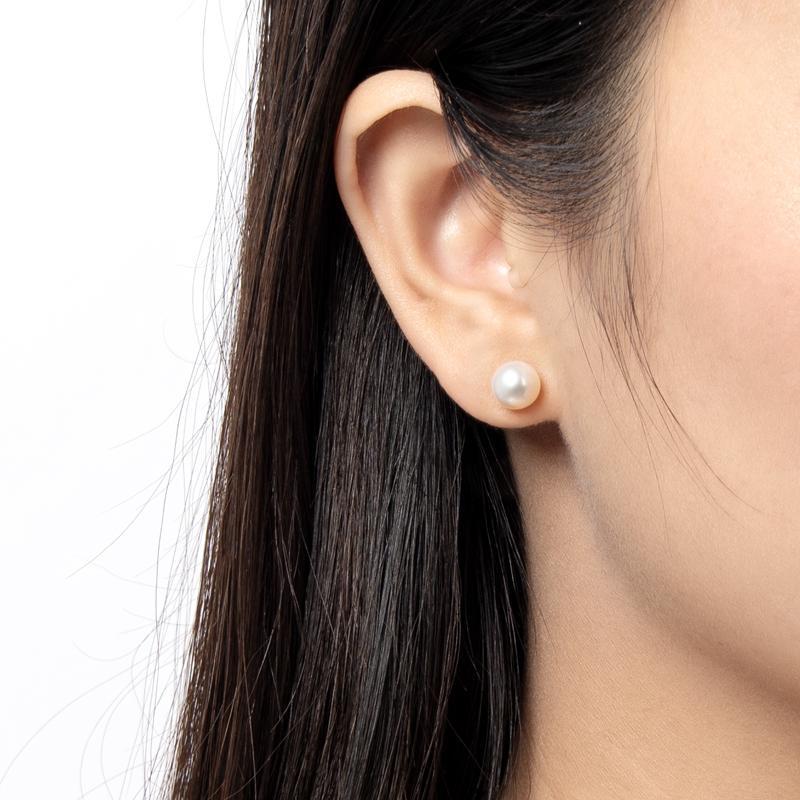 18K Solid Gold Geniune Freshwater Pearl Stud Earrings