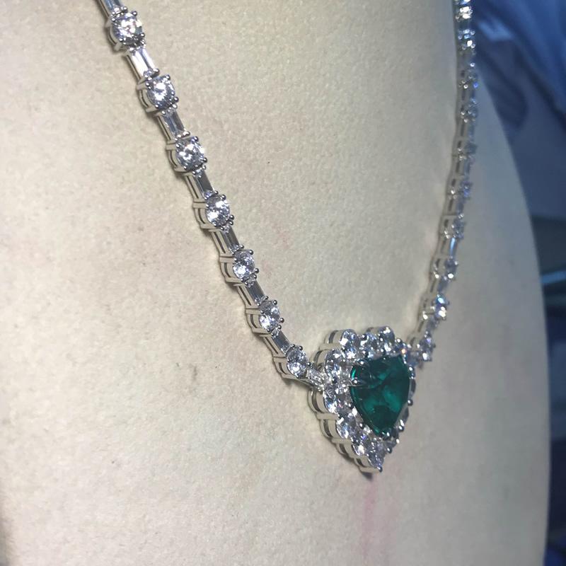 14K/18K Gold 10 Carat Heart Shaped Green Created Diamond Vintage Pendant Tennis Necklace 16''